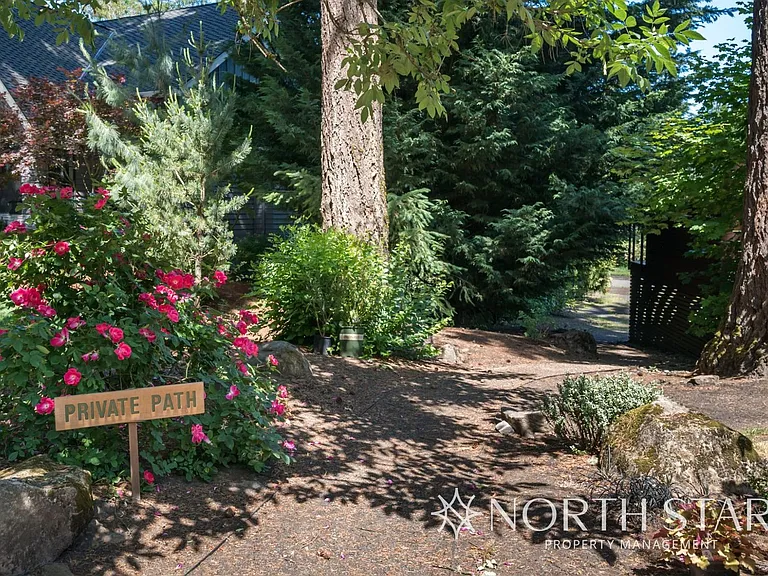 1235 Chandler Rd — Photo 46