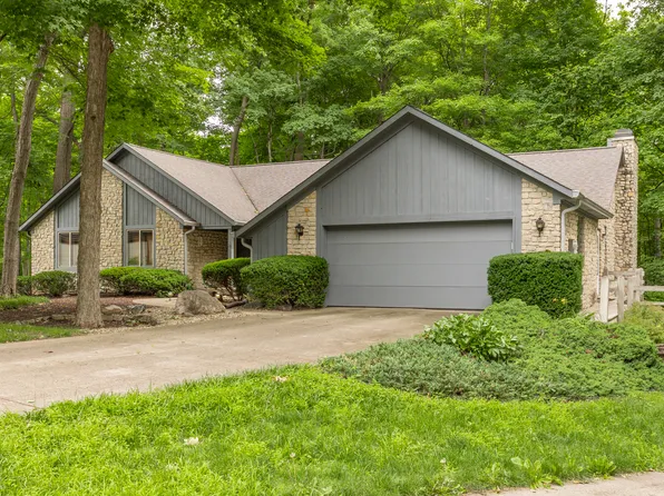8834 Swiftsail Cir, Indianapolis, IN 46256