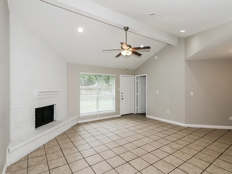 2631 Dawn Star Dr — Photo 3