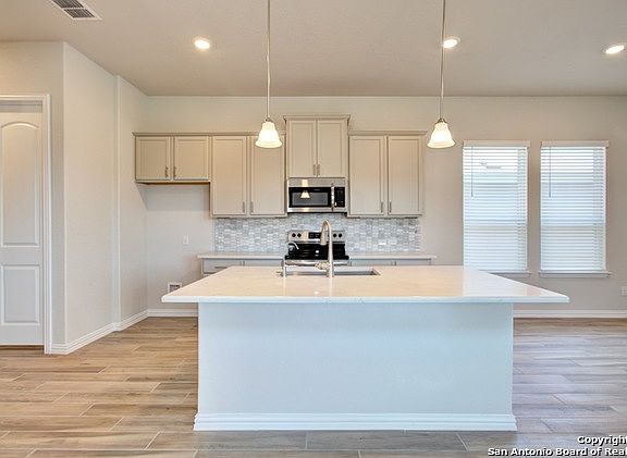 2nd image of 877 Farmhouse Trail