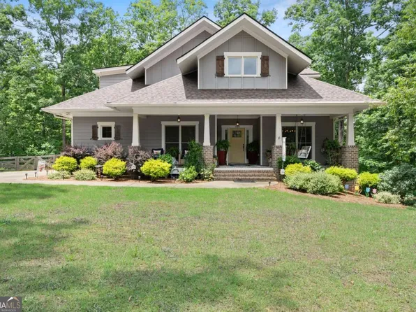 5025 Fountain Spring Dr, Gainesville, GA 30506