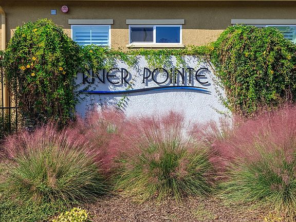 2nd image of 880 River Pointe Cir