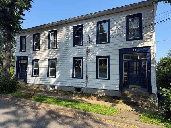 6&8 Tulip St, Halifax, NS B3A 2S4