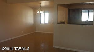 3rd image of 912 S Baylor Dr