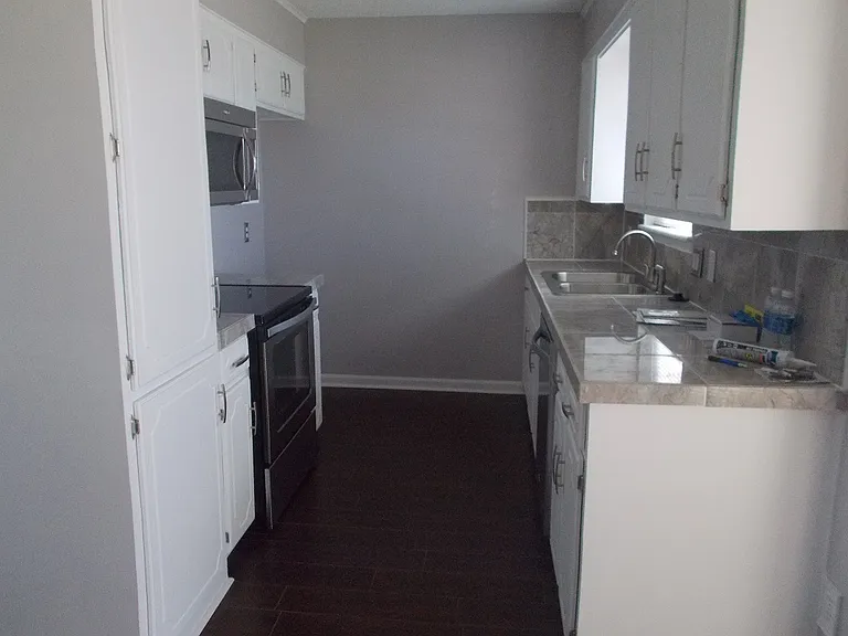 1334 Lawyers Ln — Photo 7
