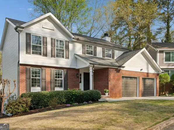 3504 Castlehill Ct, Tucker, GA 30084