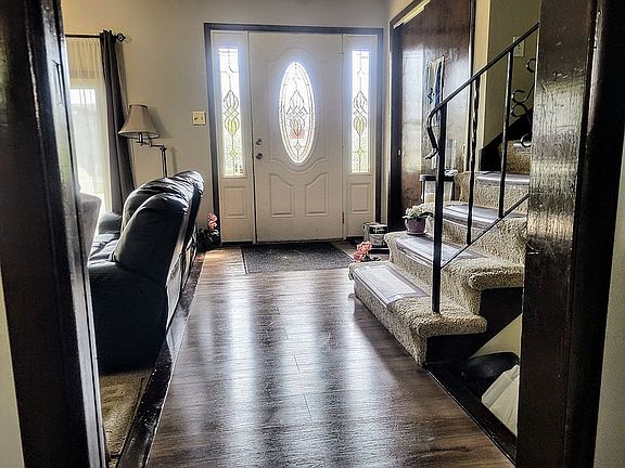 3rd image of 9430 Southmoor Dr