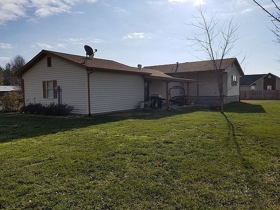 back with high and low porch