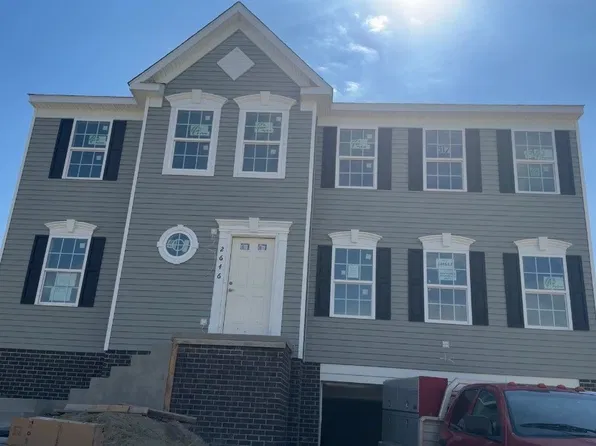 2646 Salerno Dr, Oakdale, PA 15071