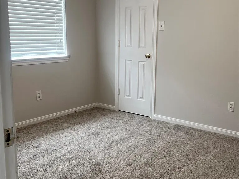 8511 Nashwood Ct — Photo 14