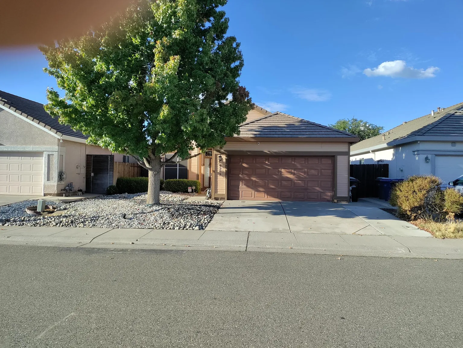 9203 Sunfire Way photo 1