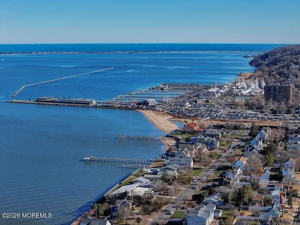 1015 Wedgewood Cir #1015, Belford, NJ 07718