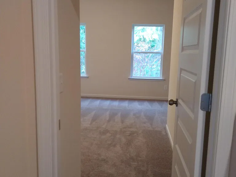 243 Centennial Cir — Photo 21
