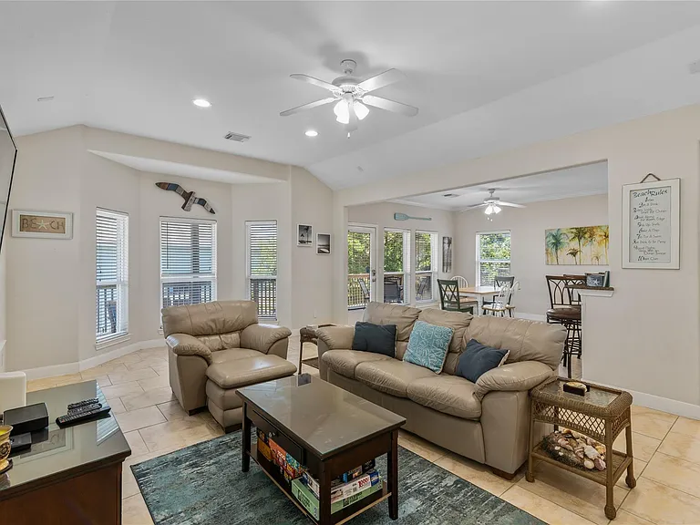 13819 Mutiny Ln — Photo 11