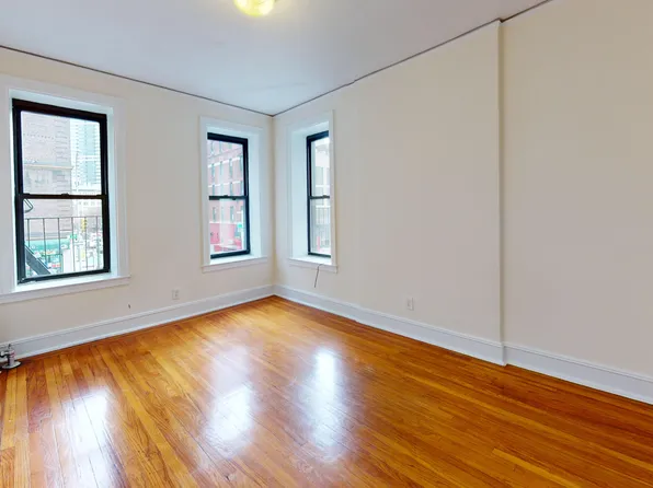243 East 38th Street image 1 of 9