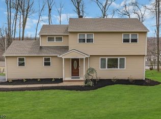 1760 Cedarcrest Rd, Bound Brook, NJ 08805