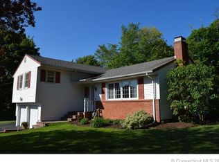 50 Glen Ct, Cheshire, CT 06410