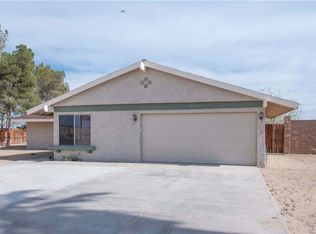 4661 Hook Tree Rd, Twentynine Palms, CA 92277