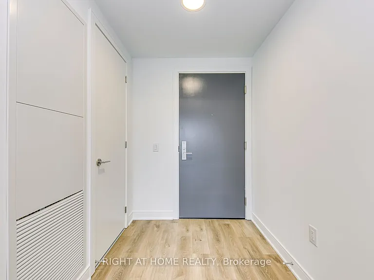 86 Dundas St E #606 — Photo 5