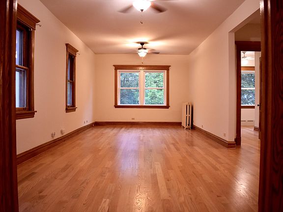 4th image of 134 S Grove Ave #2
