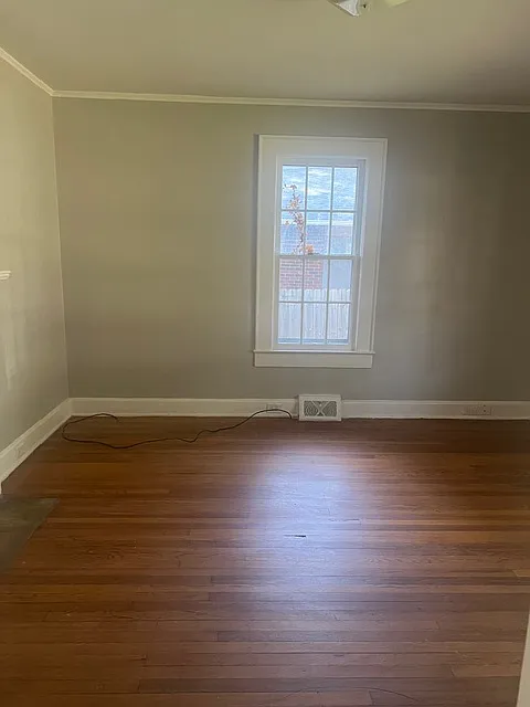 3 bed, 1200 sqft, $1,500 — Photo 3