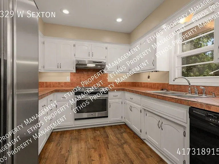 3329 W Sexton St — Photo 4