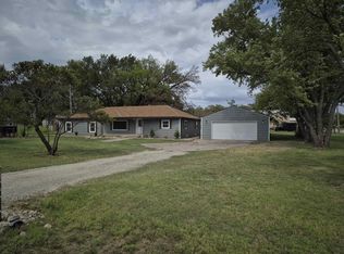 620 E 2nd St, Douglass, KS 67039