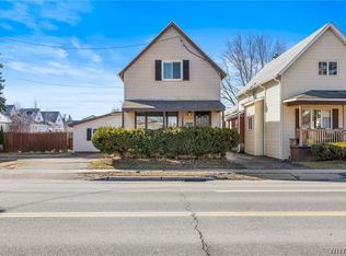 2247 William St, Cheektowaga, NY