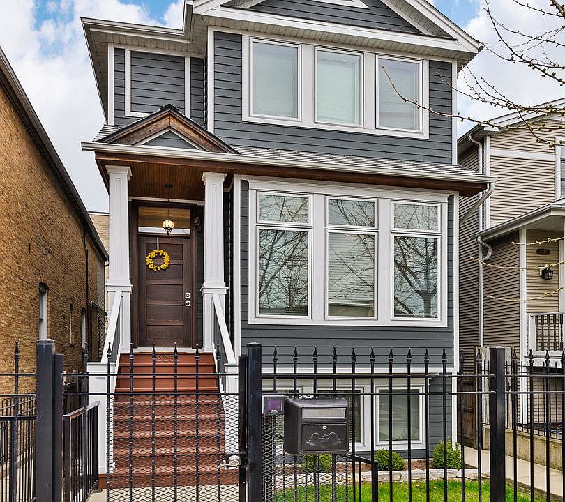 1st image of 2251 N Greenview Ave