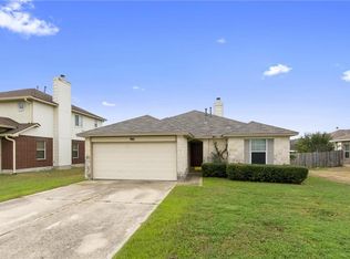 702 Los Robles Rd, Leander, TX 78641