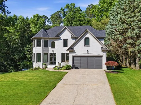 3590 Hidden Lake Dr, Cumming, GA 30041