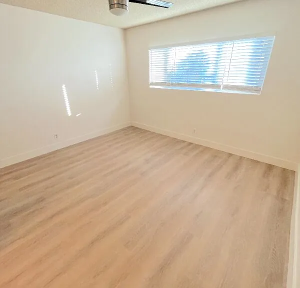 2121 Placentia Ave #I — Photo 17
