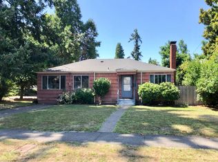 938 7th St, Springfield, OR 97477