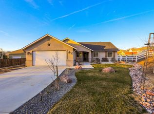 17630 Arlington Pl, Tehachapi, CA 93561
