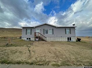 1913 Berry Dr, Kemmerer, WY 83101