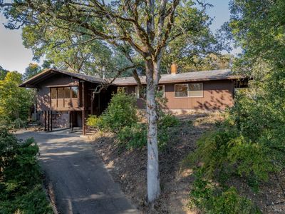 421 Vichy Hills Drive, Ukiah, CA, 95482