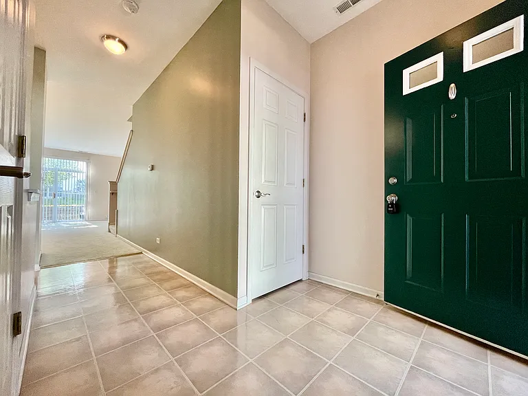 2867 Falling Waters Dr — Photo 21