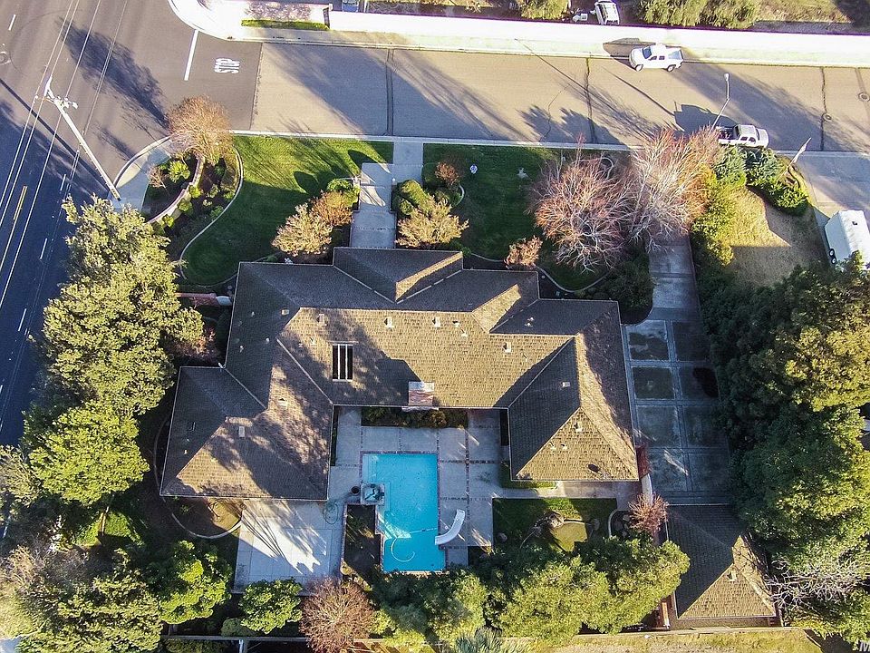 1st image of 1077 Marsh Creek Ln