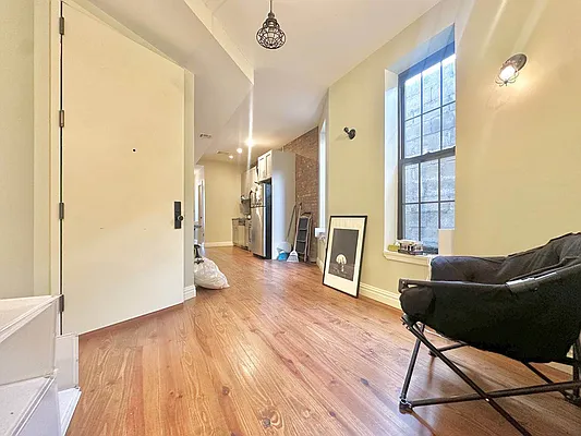 Rented by Doorway NYC, LLC | media 6