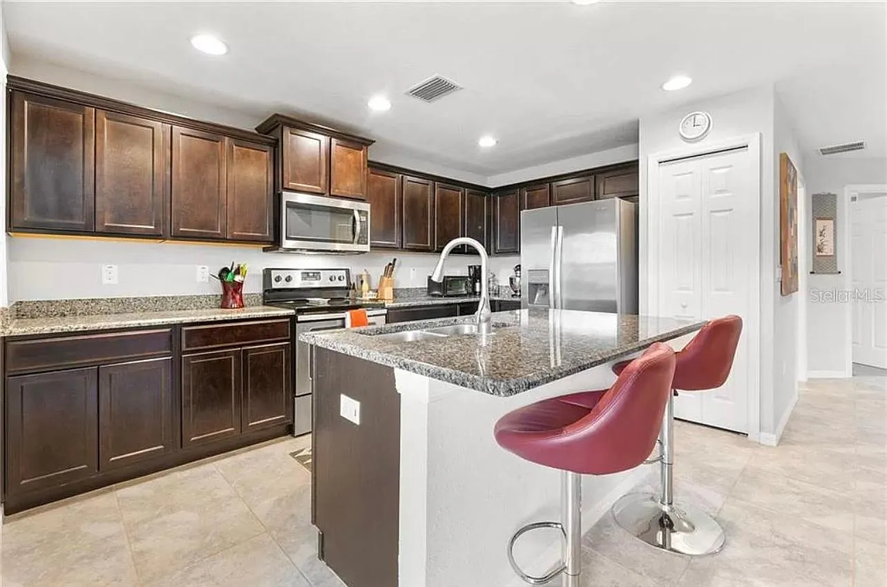 5013 Cactus Needle Ln — Photo 2