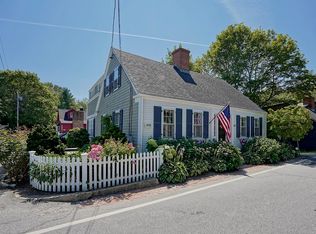 127 Main St, New Castle, NH 03854