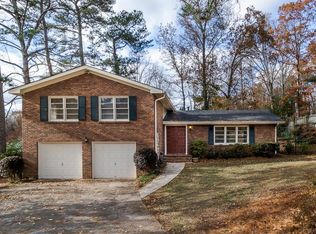 1464 Runnymeade Rd NE, Brookhaven, GA 30319