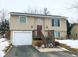 24040 77th St, Salem, WI 53168