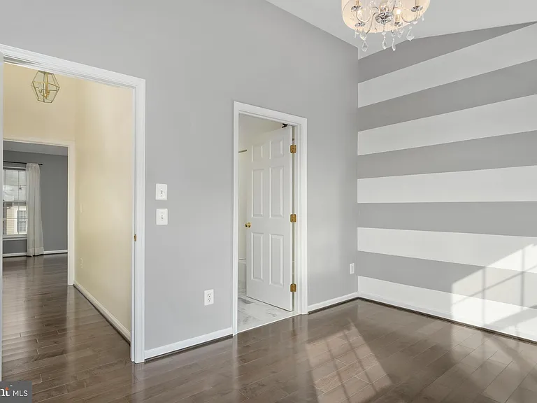4384 Sutler Hill Sq — Photo 28