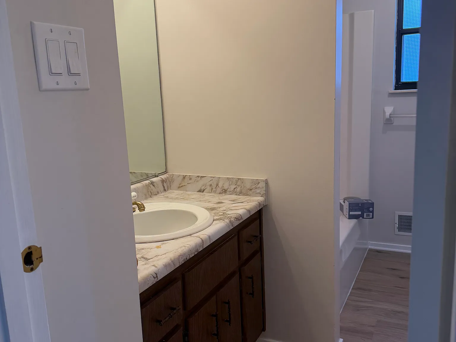 3 bed, 1508 sqft, $2,495 — Photo 4