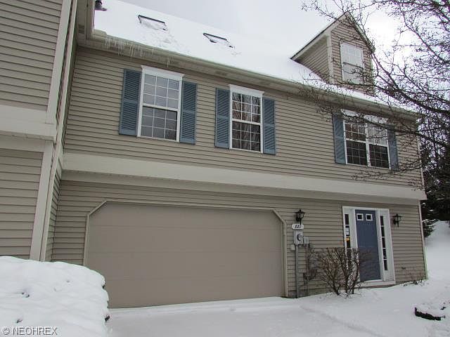 1st image of 881 Heath Ln
