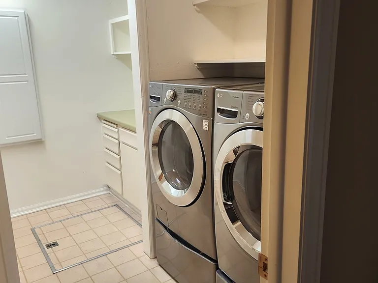 2700 Golfmore Dr #5C — Photo 10