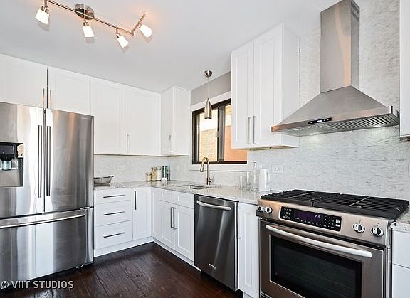5th image of 9646 Laramie Ave