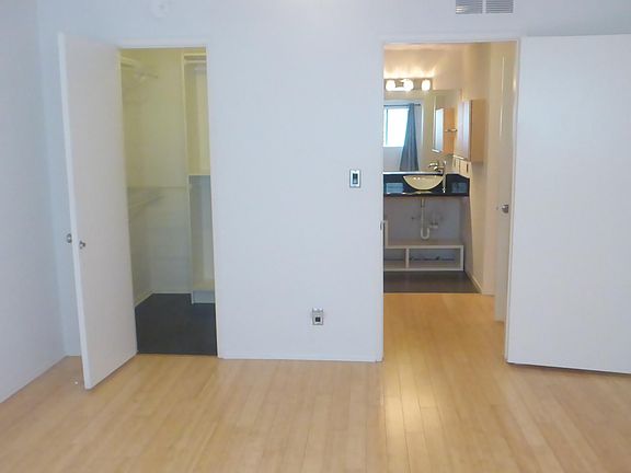 5th image of 508 Ashland Ave APT 107