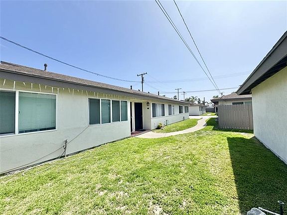 3rd image of 13931-13951 Illinois St #13951-D